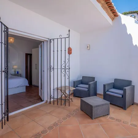 Villa Casa Blanca *